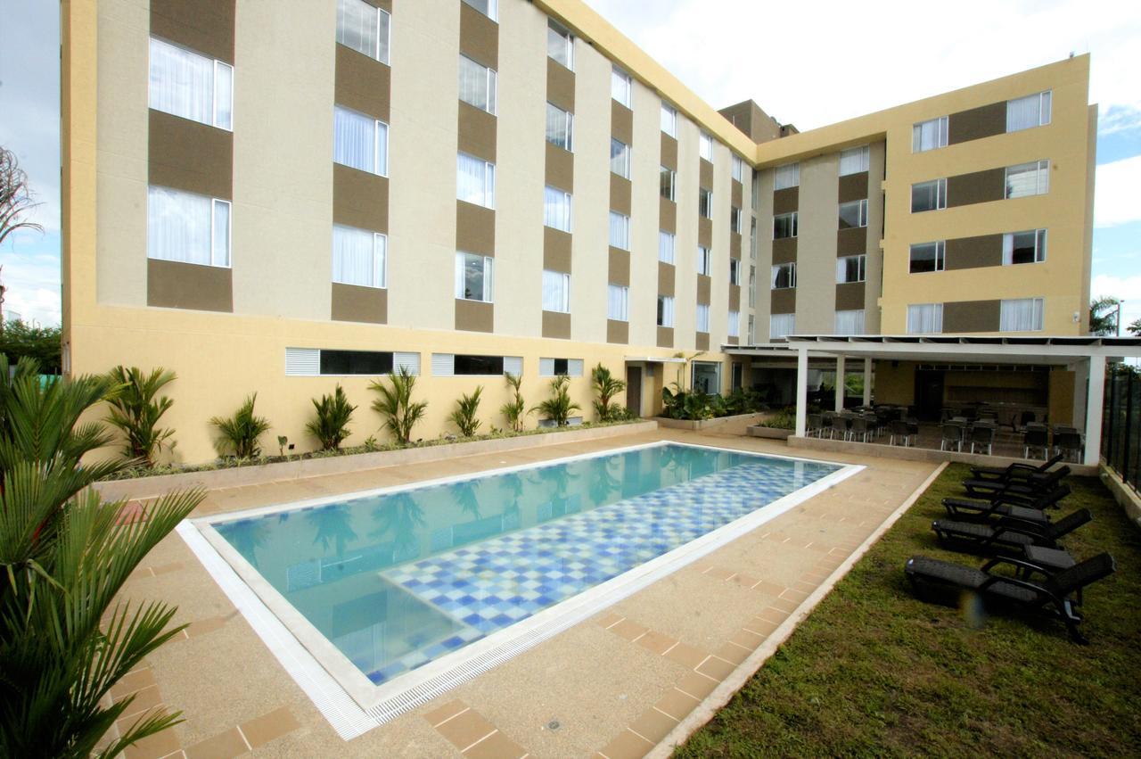 Best Western Puerto Gaitan Bagian luar foto